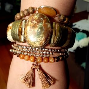 SALE💗indian Bone Cuff W/ Jasper Stone